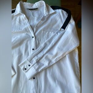 Zara White and Black Long Sleeve Button Down Shirt